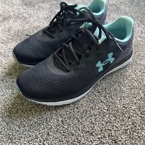 Under Armour Black and Blue Athletic Shoes with Breathable Design